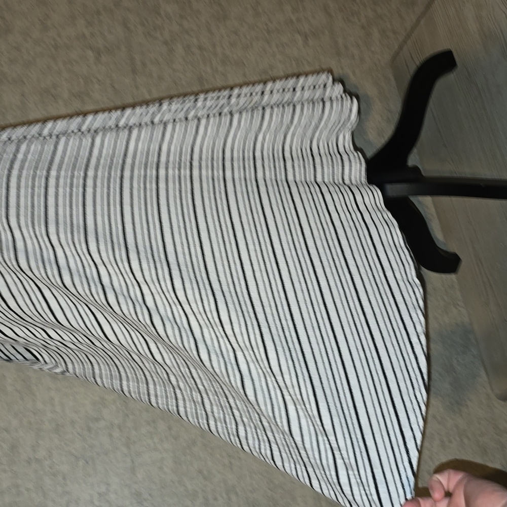 EUC Women's cover up/dress - Picture 4 of 13